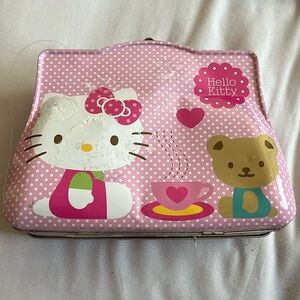 Hello kitty tin